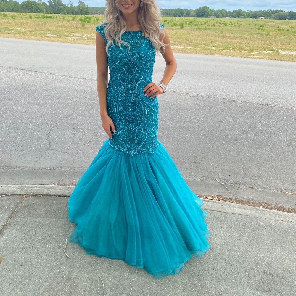 Mermaid Green Sherri Hill Prom/Pageant Gown